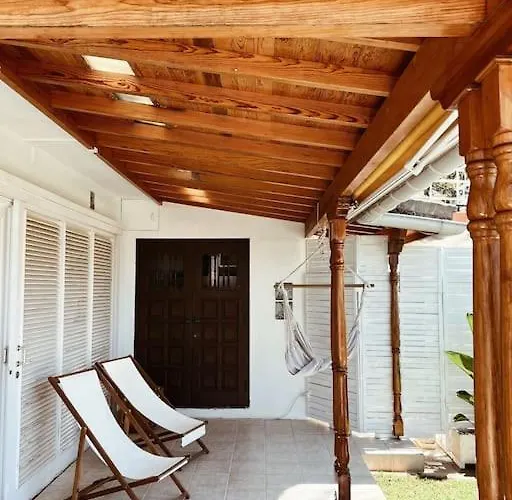 Casa Colinas- Preciosa Islena *