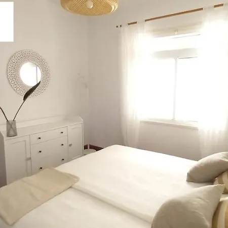 Casa Colinas- Preciosa Islena *